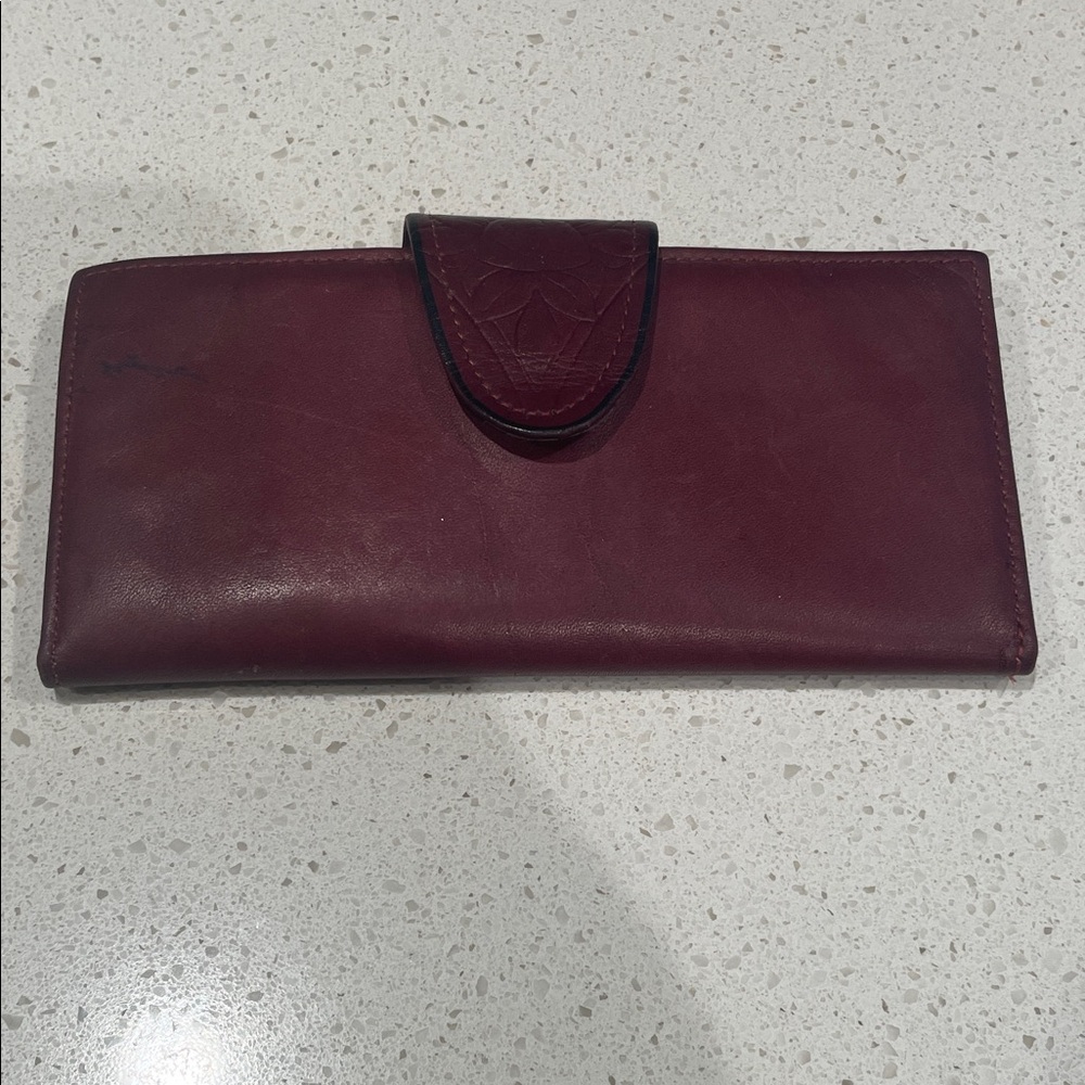 ROLFS - Burgundy Leather card case.